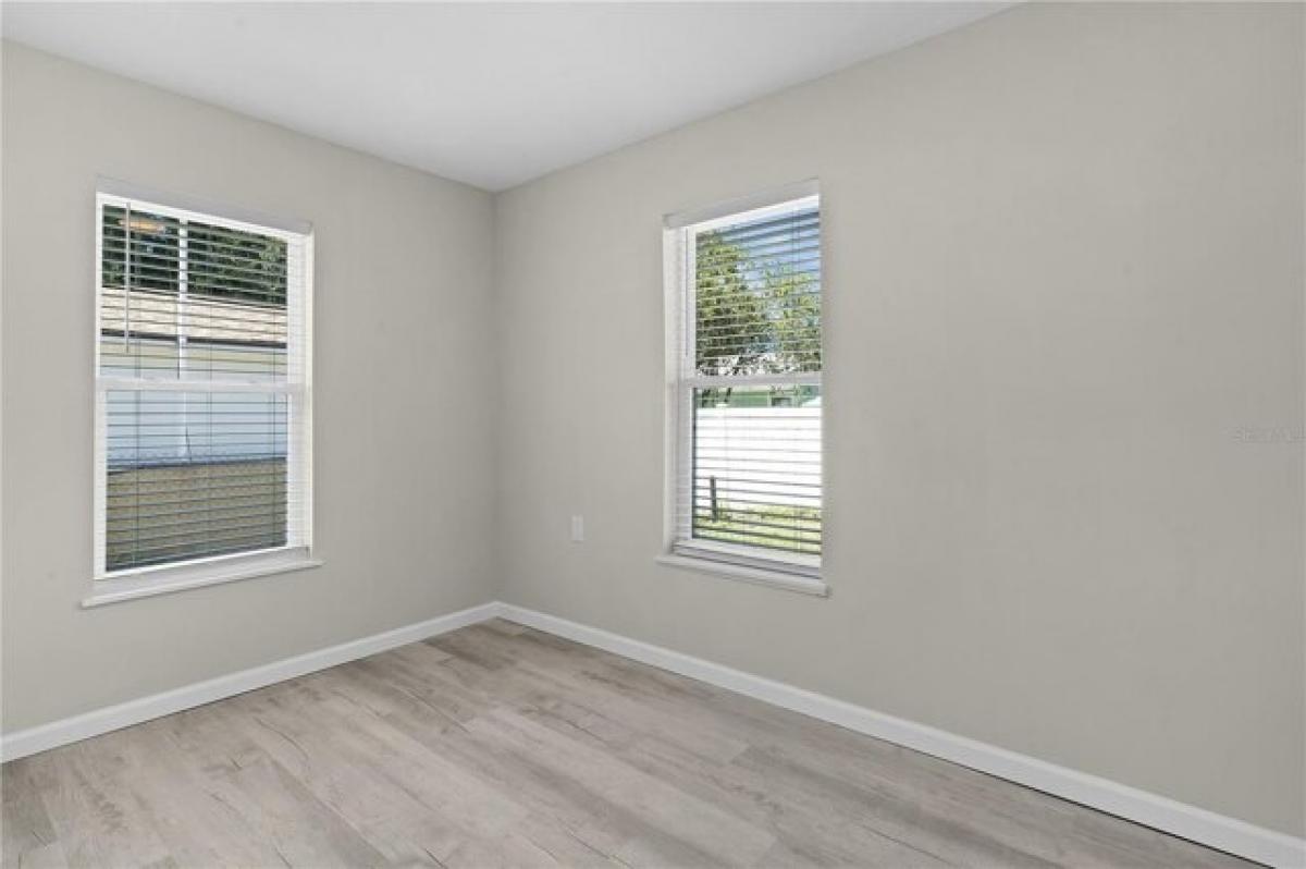 Picture of Home For Sale in Ocklawaha, Florida, United States