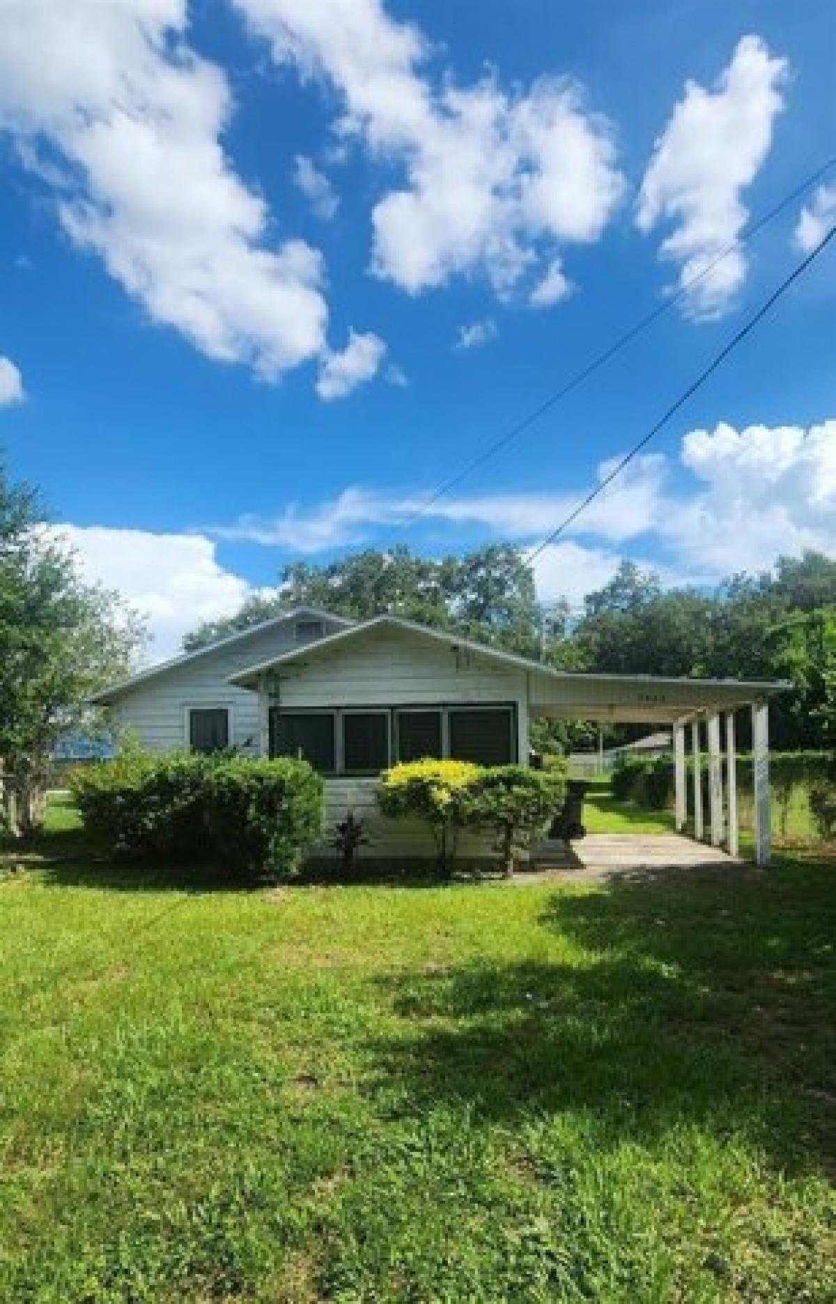 Picture of Home For Sale in Winter Haven, Florida, United States
