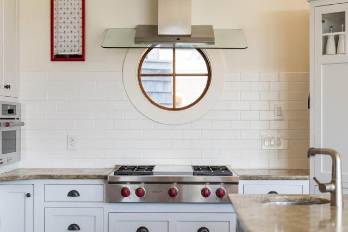 Picture of Home For Sale in Falmouth, Massachusetts, United States