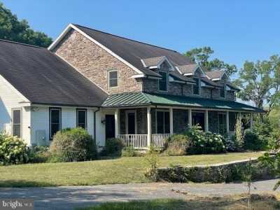 Home For Sale in Lebanon, Pennsylvania