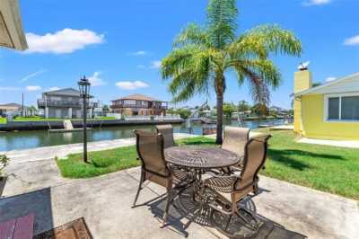 Home For Sale in Hudson, Florida