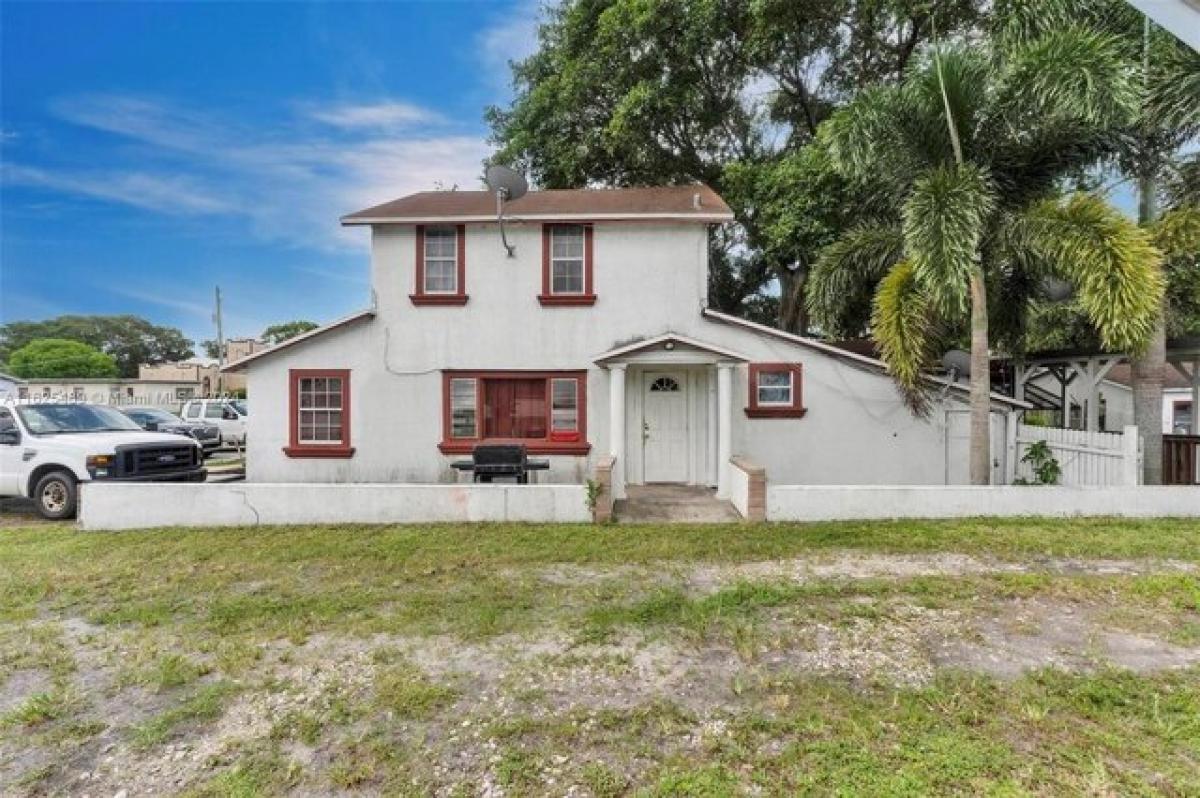 Picture of Home For Sale in Davie, Florida, United States