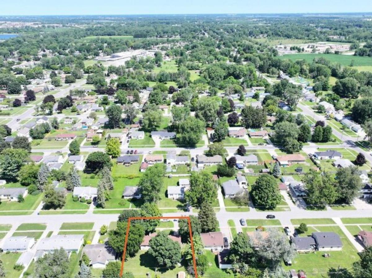 Picture of Home For Sale in Saginaw, Michigan, United States