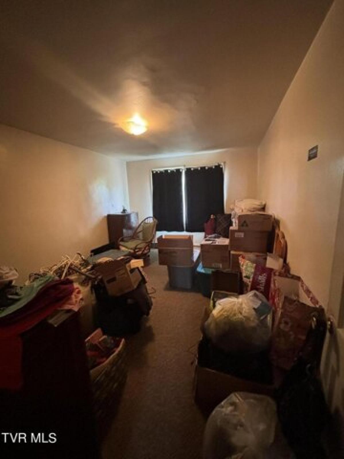 Picture of Home For Sale in Bristol, Tennessee, United States