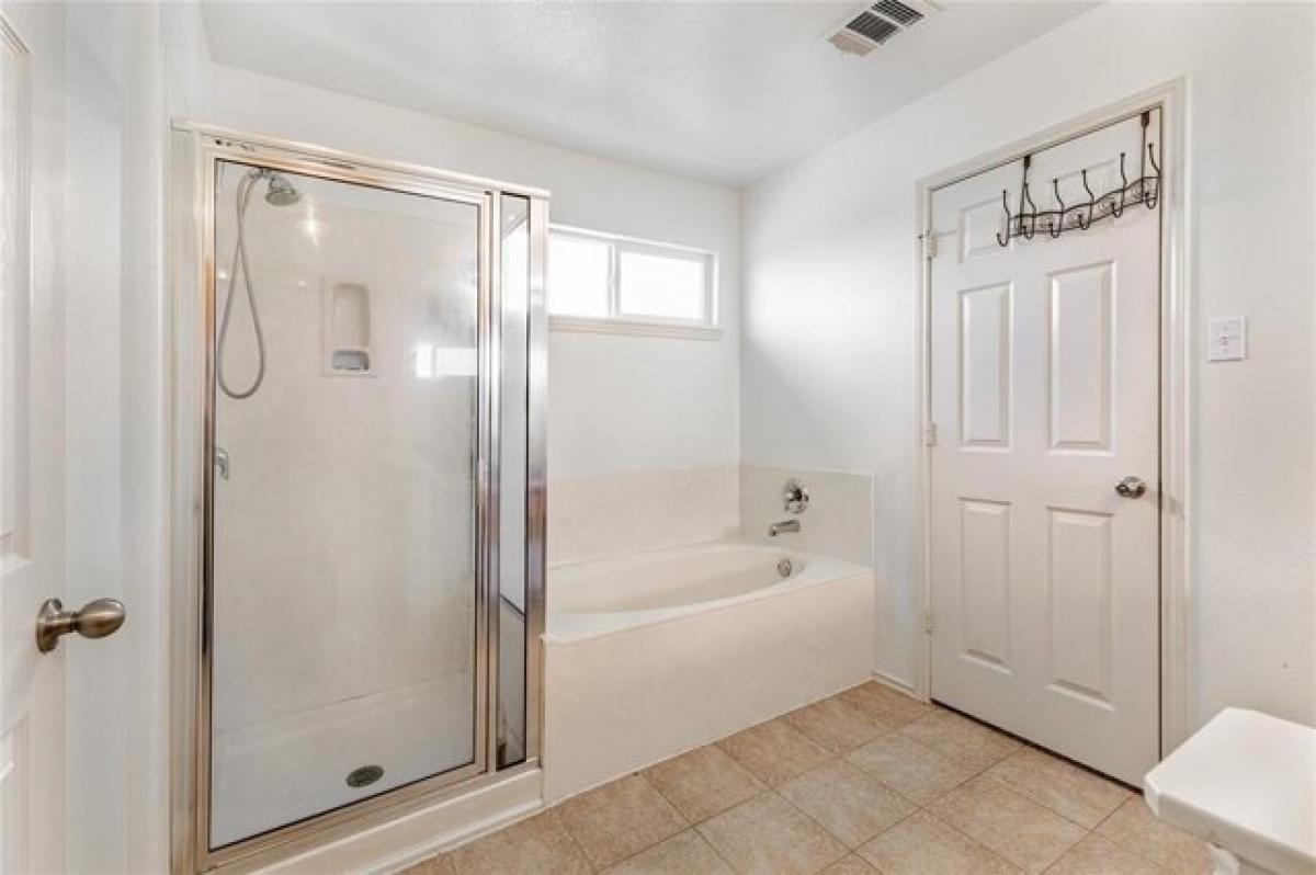 Picture of Home For Sale in Manor, Texas, United States