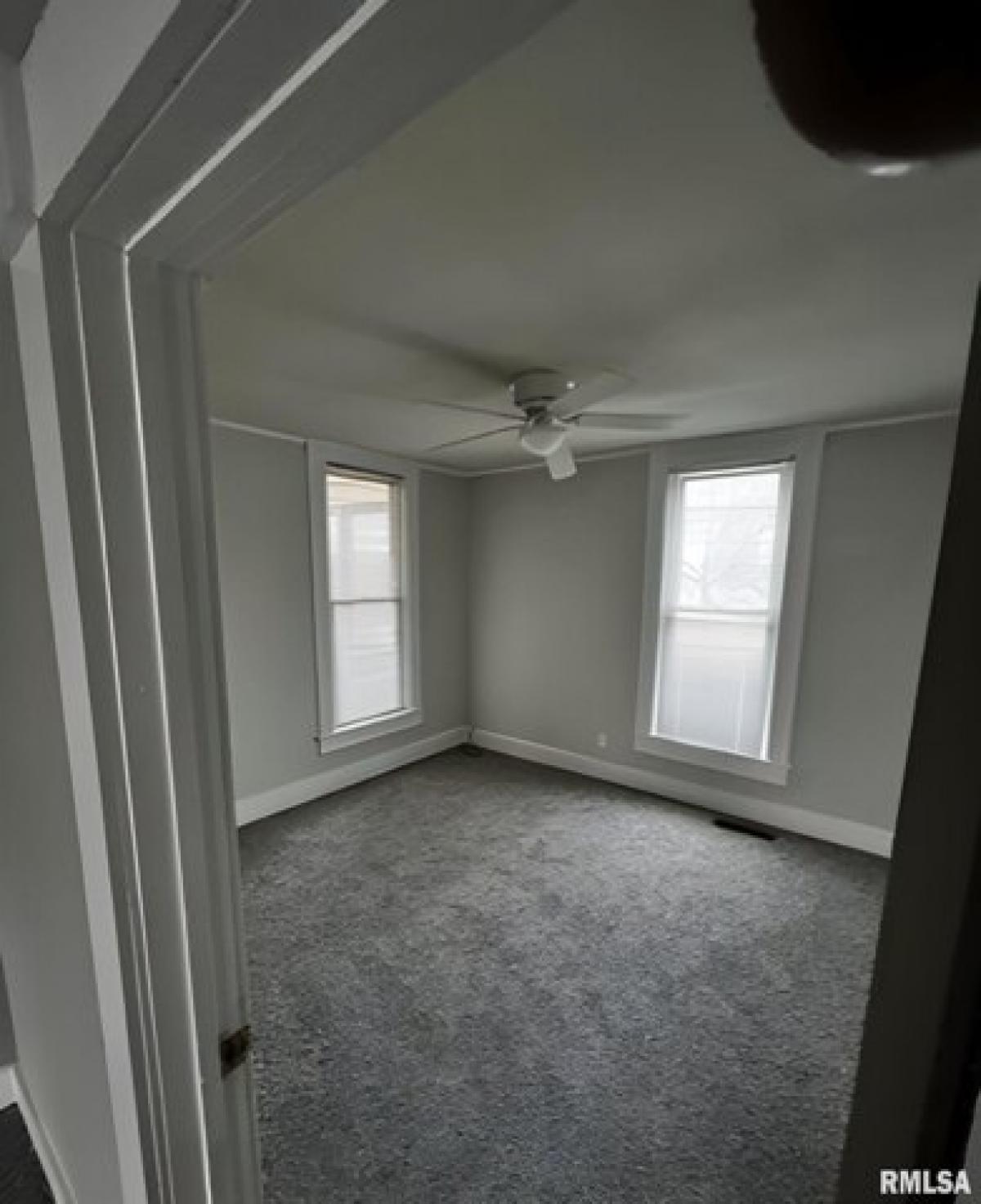 Picture of Home For Sale in Peoria, Illinois, United States