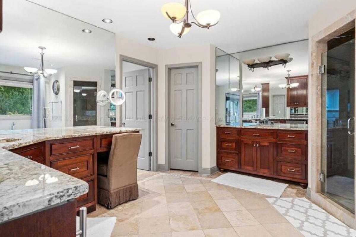 Picture of Home For Sale in Jasper, Alabama, United States