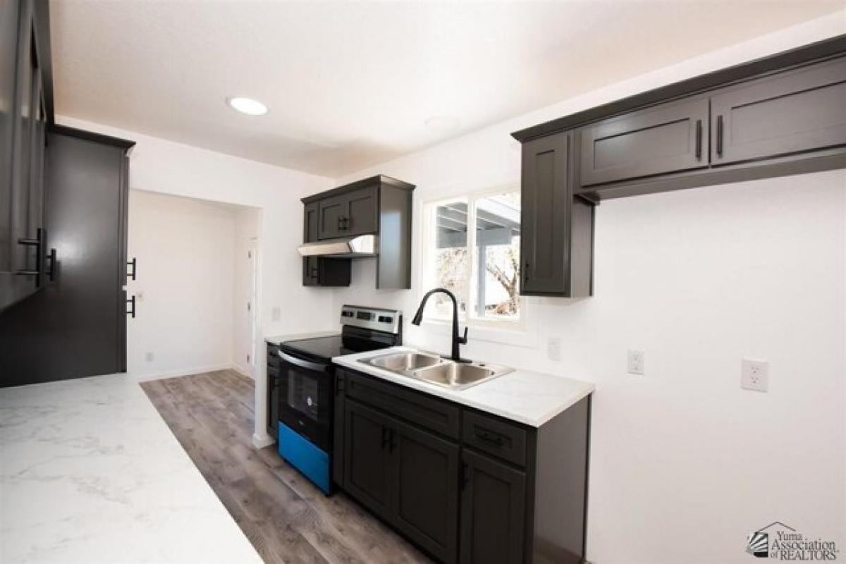 Picture of Home For Sale in Yuma, Arizona, United States