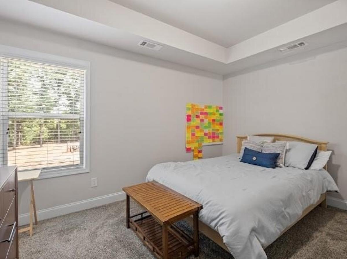 Picture of Home For Sale in Griffin, Georgia, United States