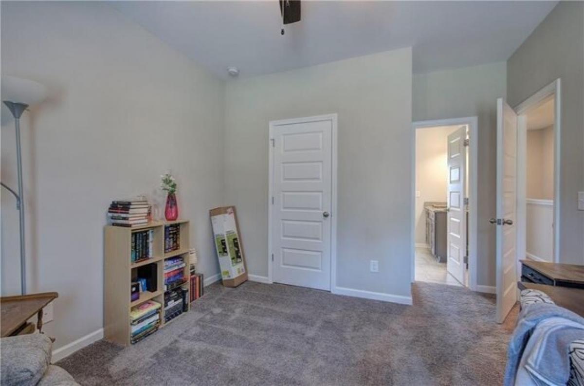 Picture of Home For Sale in Cartersville, Georgia, United States