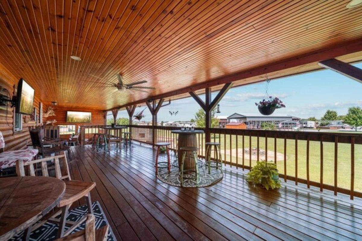 Picture of Home For Sale in Afton, Oklahoma, United States