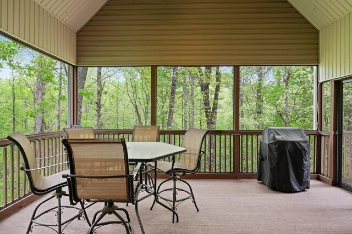 Picture of Home For Sale in Canton, Georgia, United States