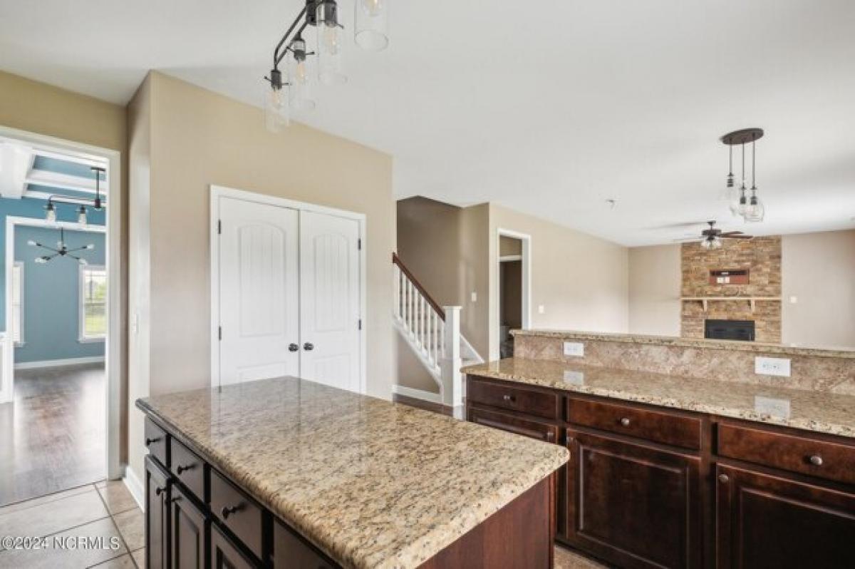 Picture of Home For Sale in Goldsboro, North Carolina, United States