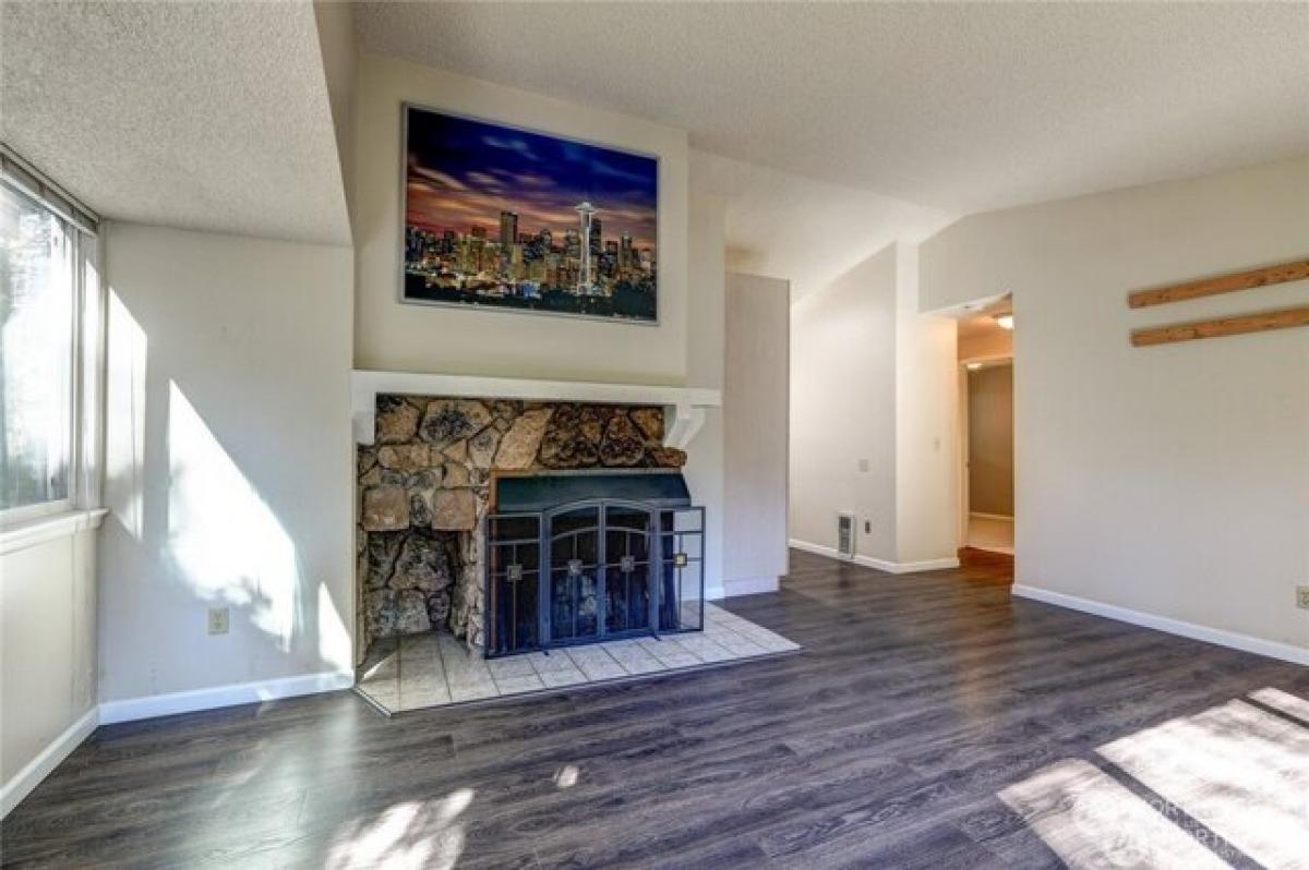 Picture of Home For Sale in Puyallup, Washington, United States