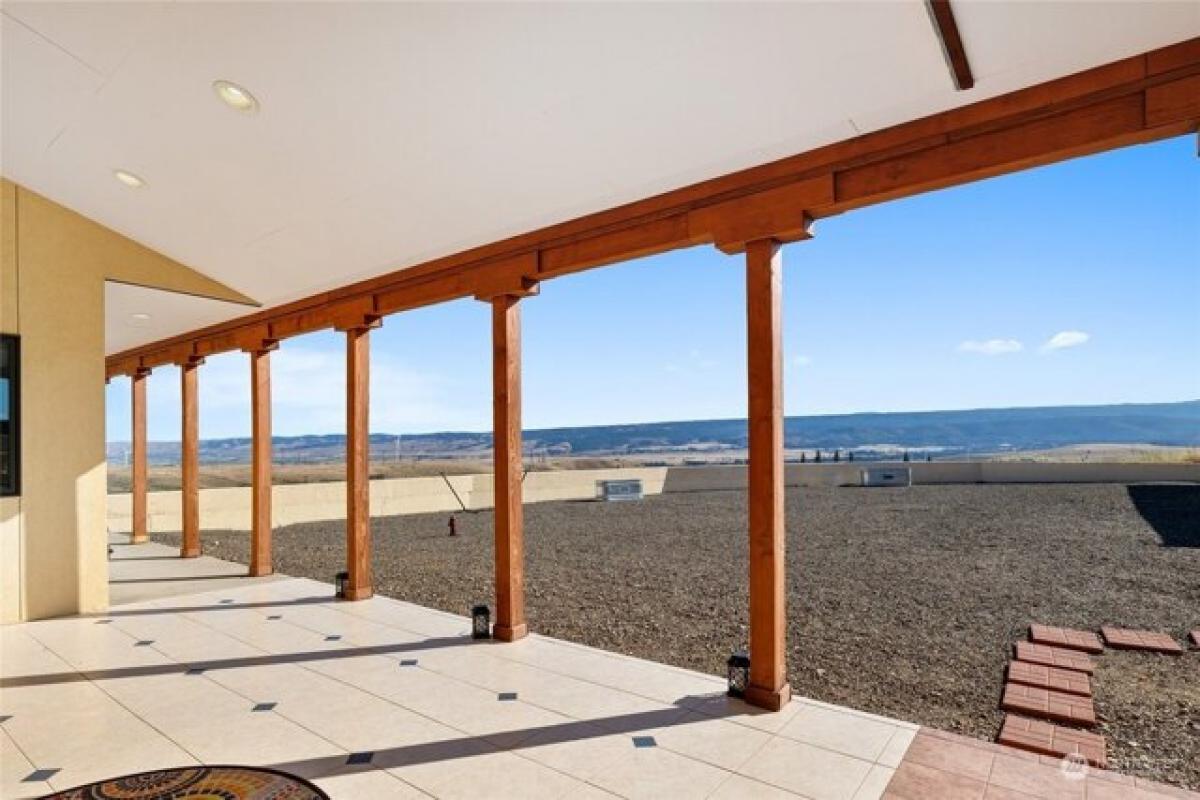 Picture of Home For Sale in Cle Elum, Washington, United States