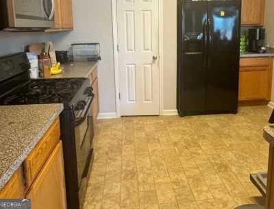 Home For Sale in Acworth, Georgia