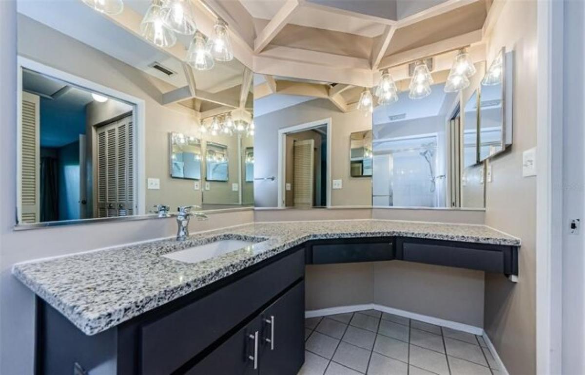 Picture of Home For Sale in Palm Harbor, Florida, United States