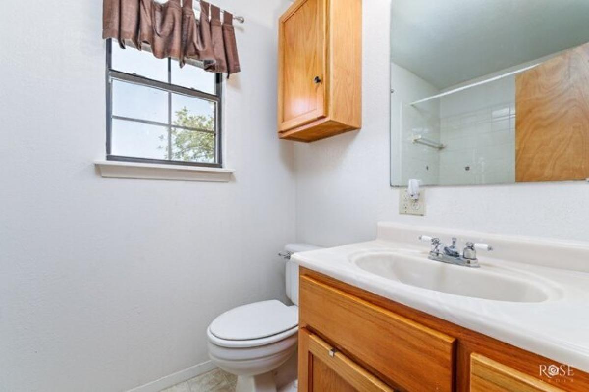 Picture of Home For Sale in San Angelo, Texas, United States