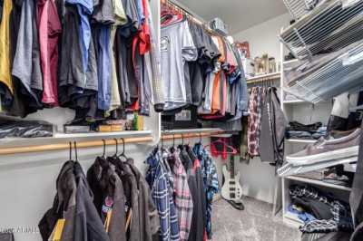 Home For Sale in Surprise, Arizona