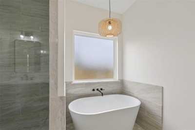 Home For Sale in Granbury, Texas