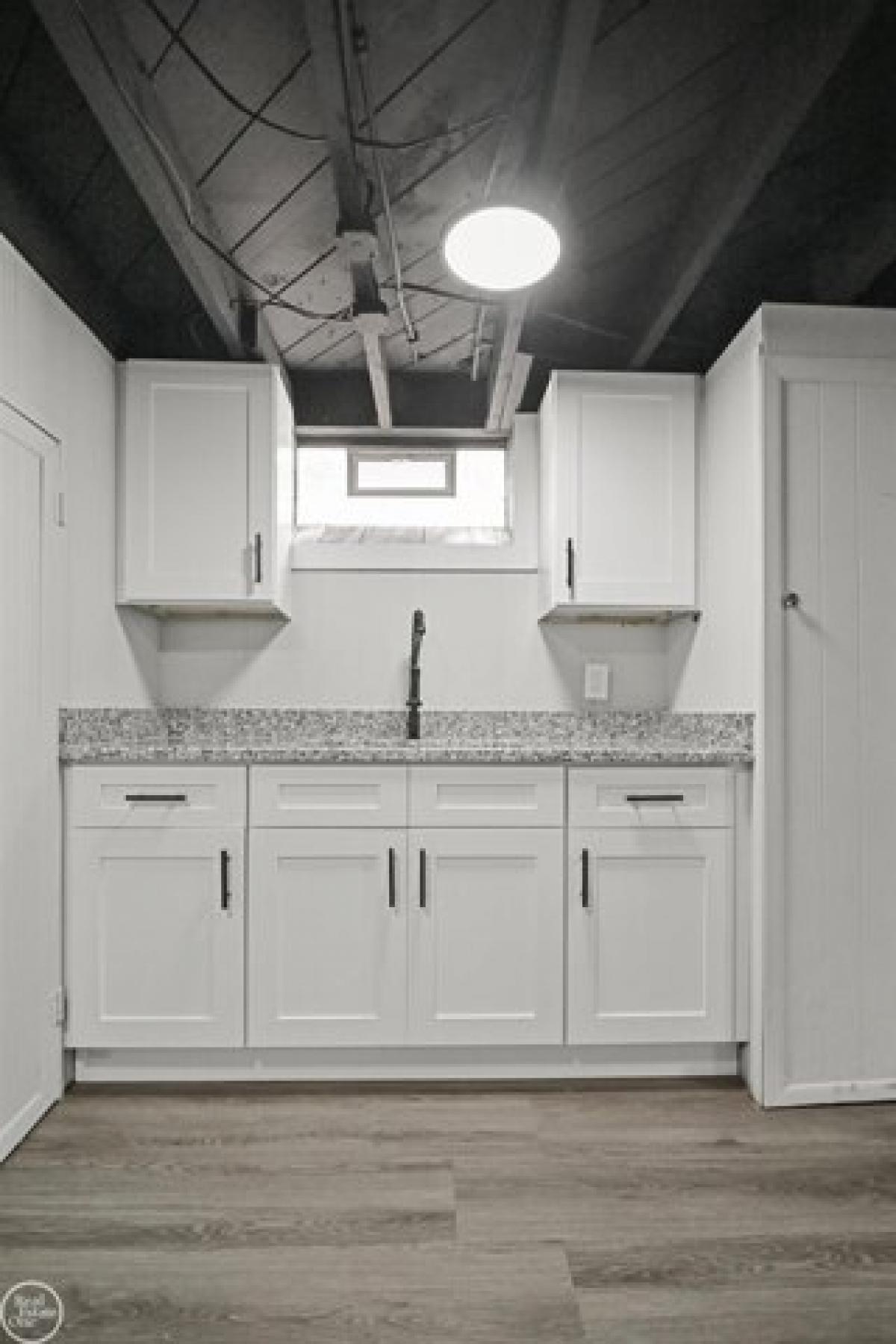 Picture of Home For Sale in Eastpointe, Michigan, United States