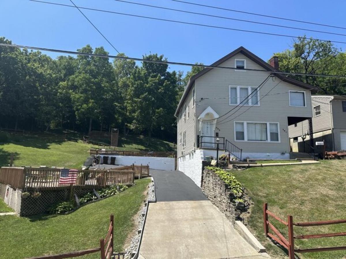 Picture of Home For Sale in Covington, Kentucky, United States