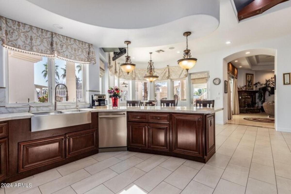 Picture of Home For Sale in Chandler, Arizona, United States