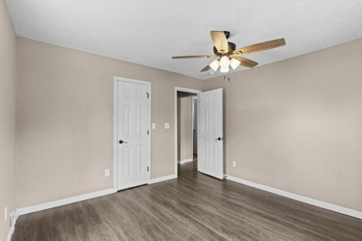 Picture of Home For Sale in Springfield, Missouri, United States