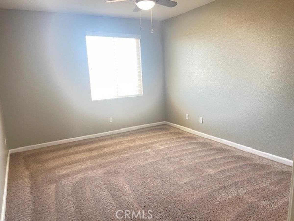 Picture of Home For Sale in Tulare, California, United States