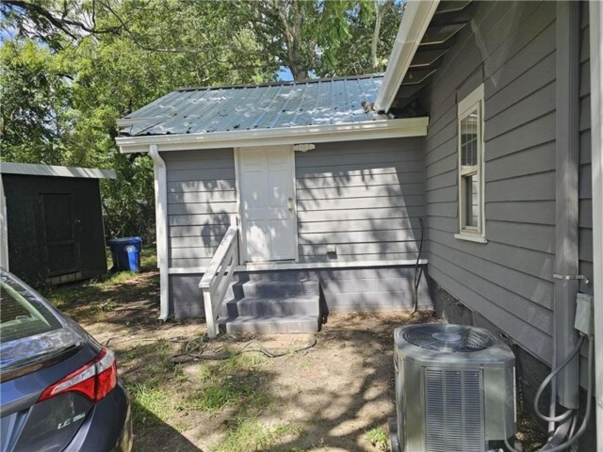 Picture of Home For Sale in Winder, Georgia, United States