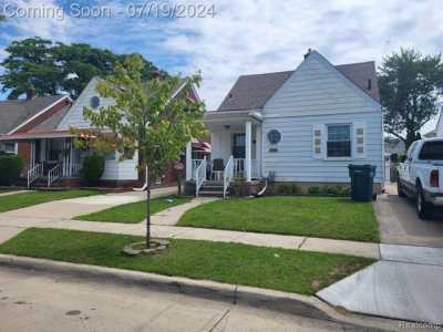 Home For Sale in Dearborn, Michigan