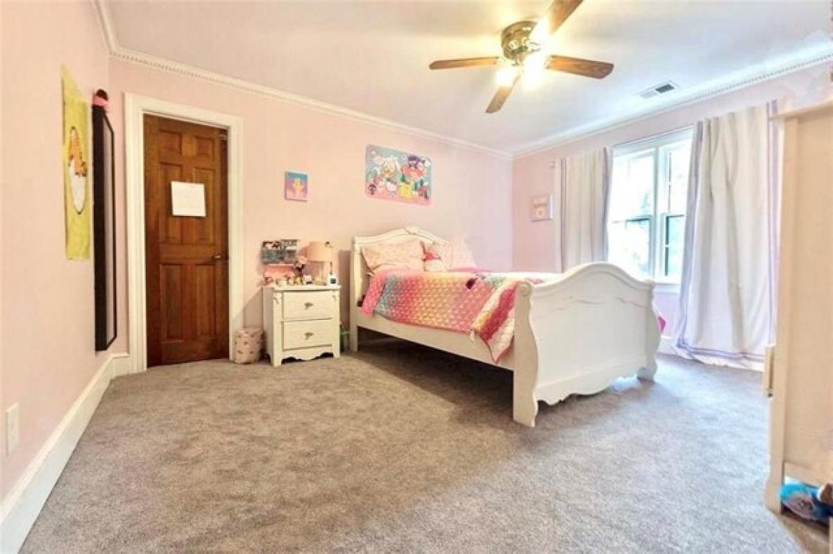 Picture of Home For Sale in Stone Mountain, Georgia, United States