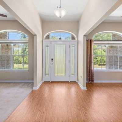 Home For Sale in Crestview, Florida