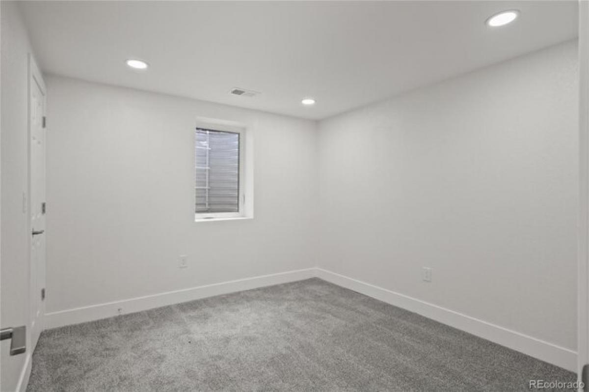 Picture of Home For Sale in Arvada, Colorado, United States