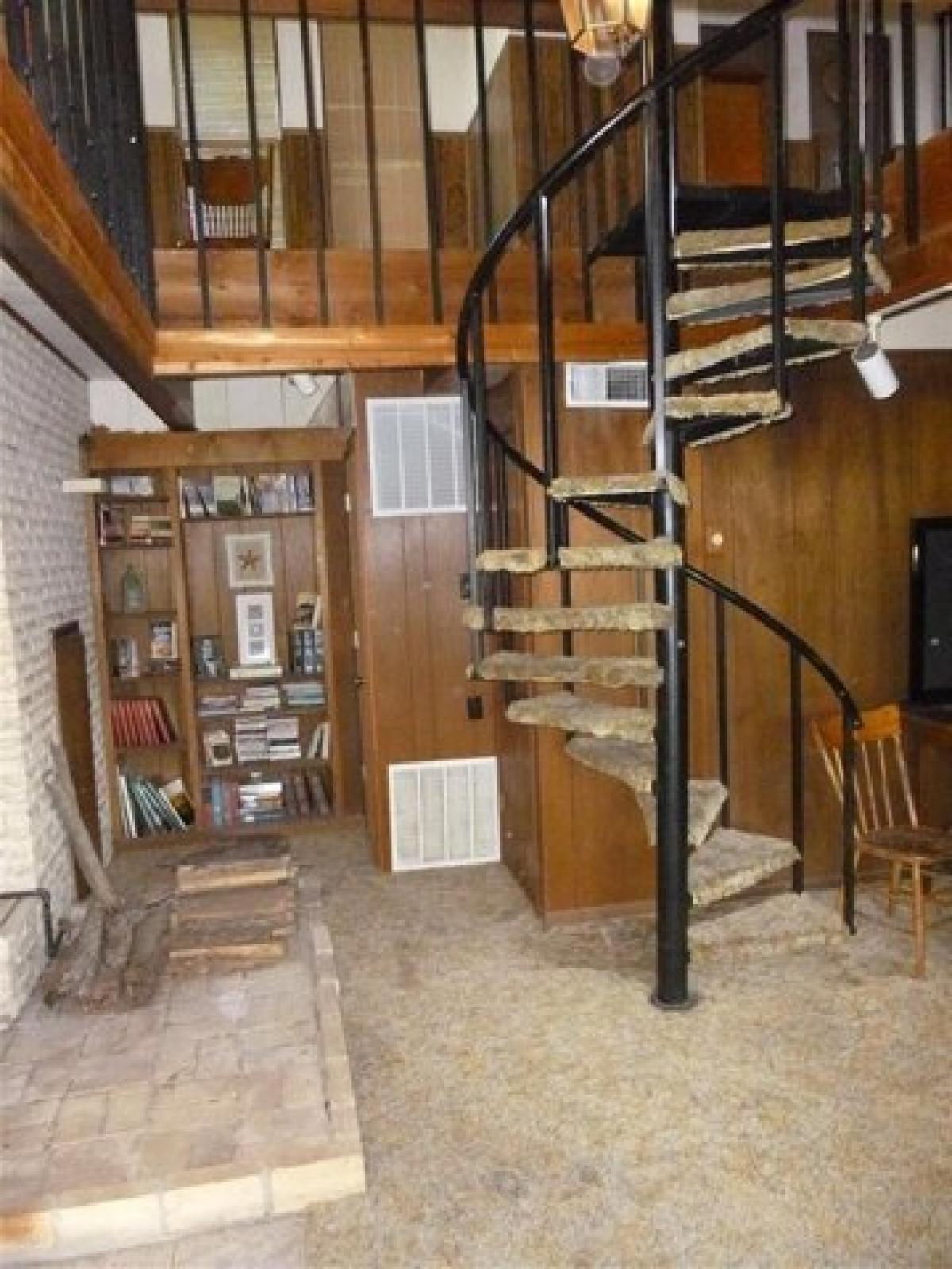 Picture of Home For Sale in Bartlett, Texas, United States