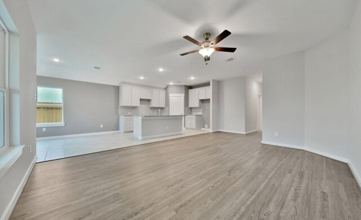 Picture of Home For Sale in Waller, Texas, United States