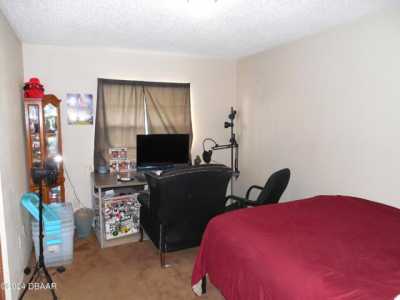 Home For Sale in Ormond Beach, Florida