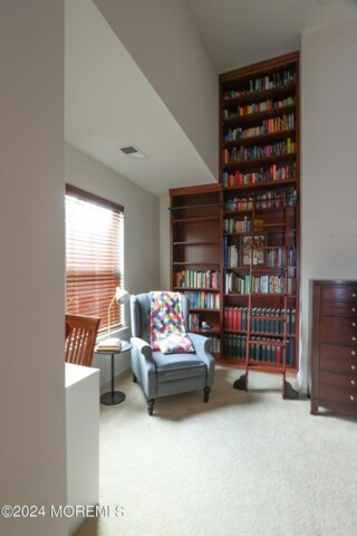 Picture of Home For Sale in Manahawkin, New Jersey, United States