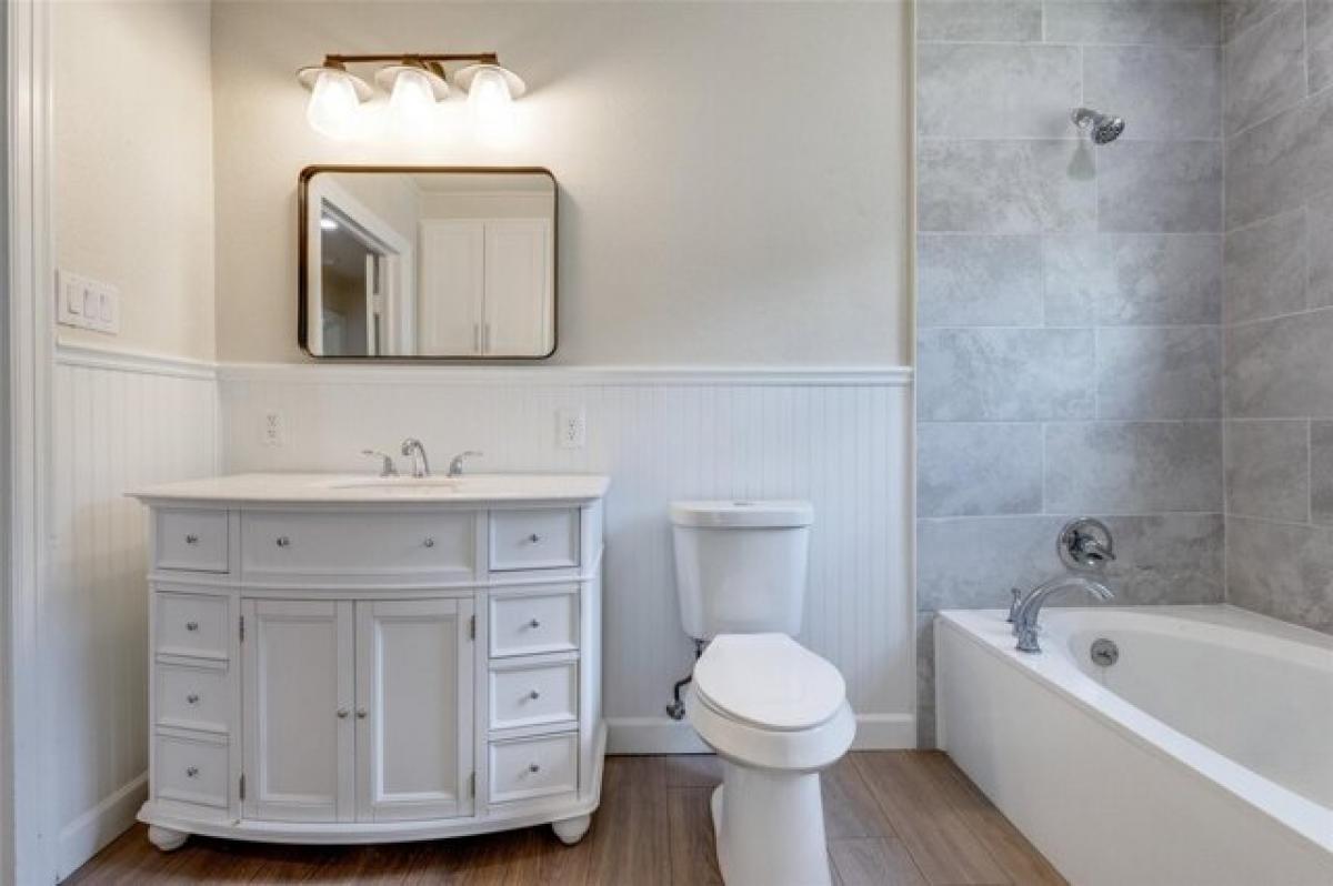 Picture of Home For Sale in Gainesville, Texas, United States