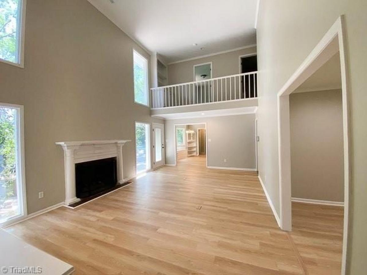 Picture of Home For Sale in Salisbury, North Carolina, United States