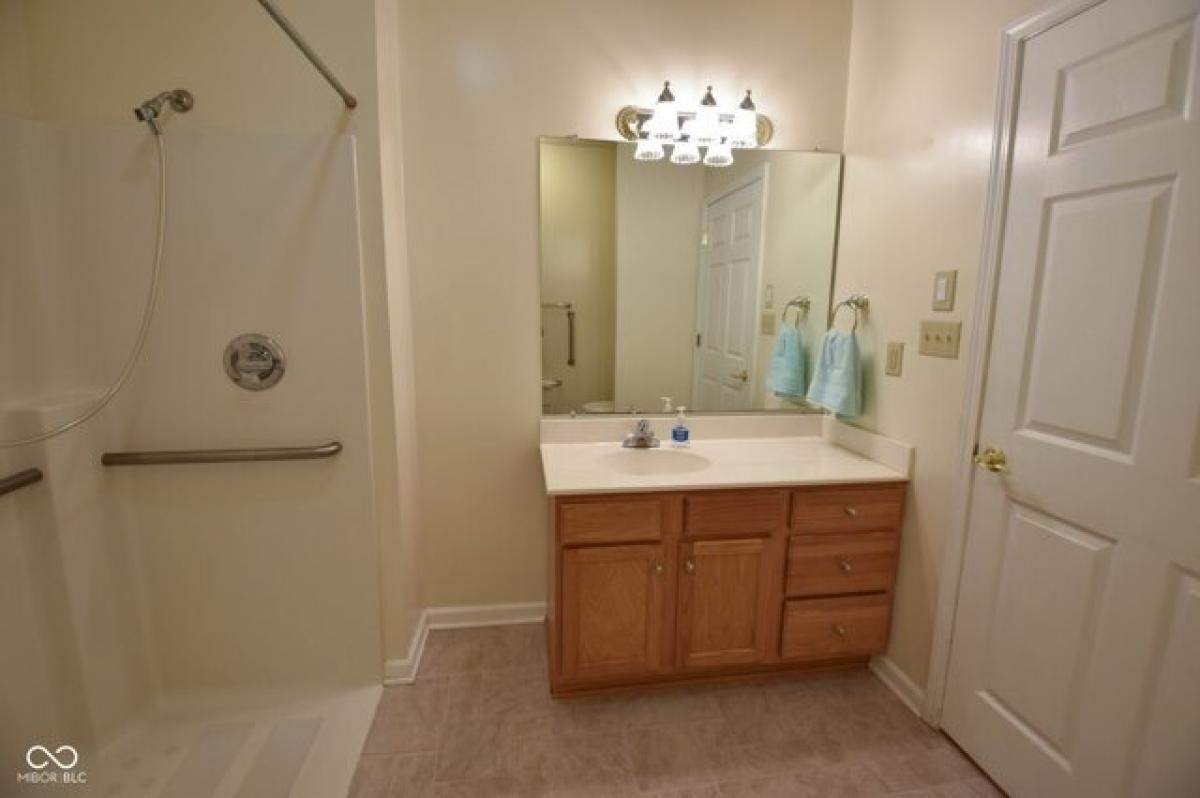 Picture of Home For Sale in Greenfield, Indiana, United States