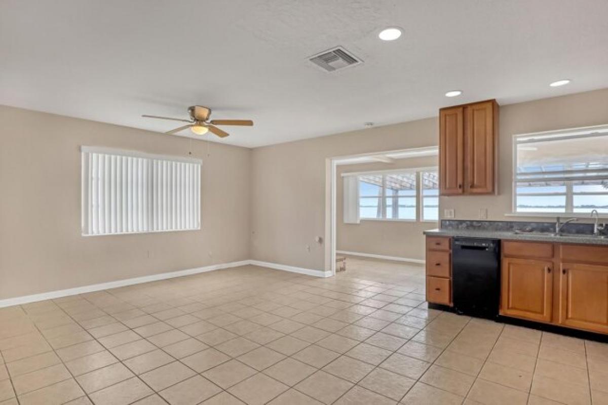 Picture of Home For Sale in Melbourne, Florida, United States