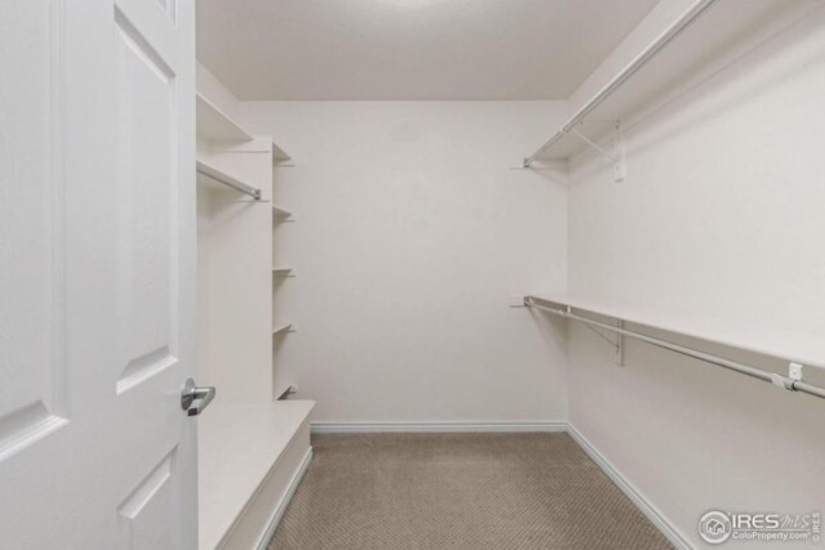 Picture of Home For Sale in Longmont, Colorado, United States