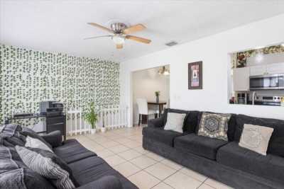 Home For Sale in Fort Pierce, Florida