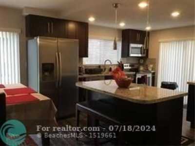 Home For Sale in Plantation, Florida