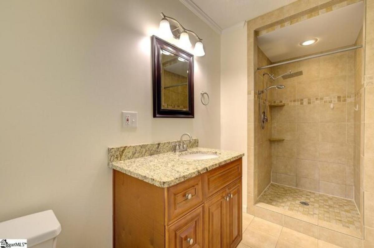 Picture of Home For Sale in Greer, South Carolina, United States