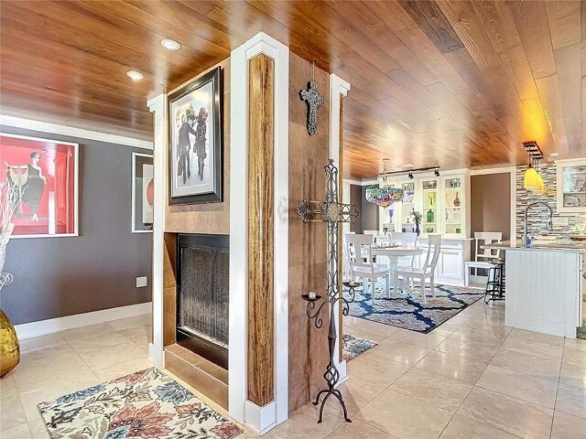 Picture of Home For Sale in Winter Haven, Florida, United States