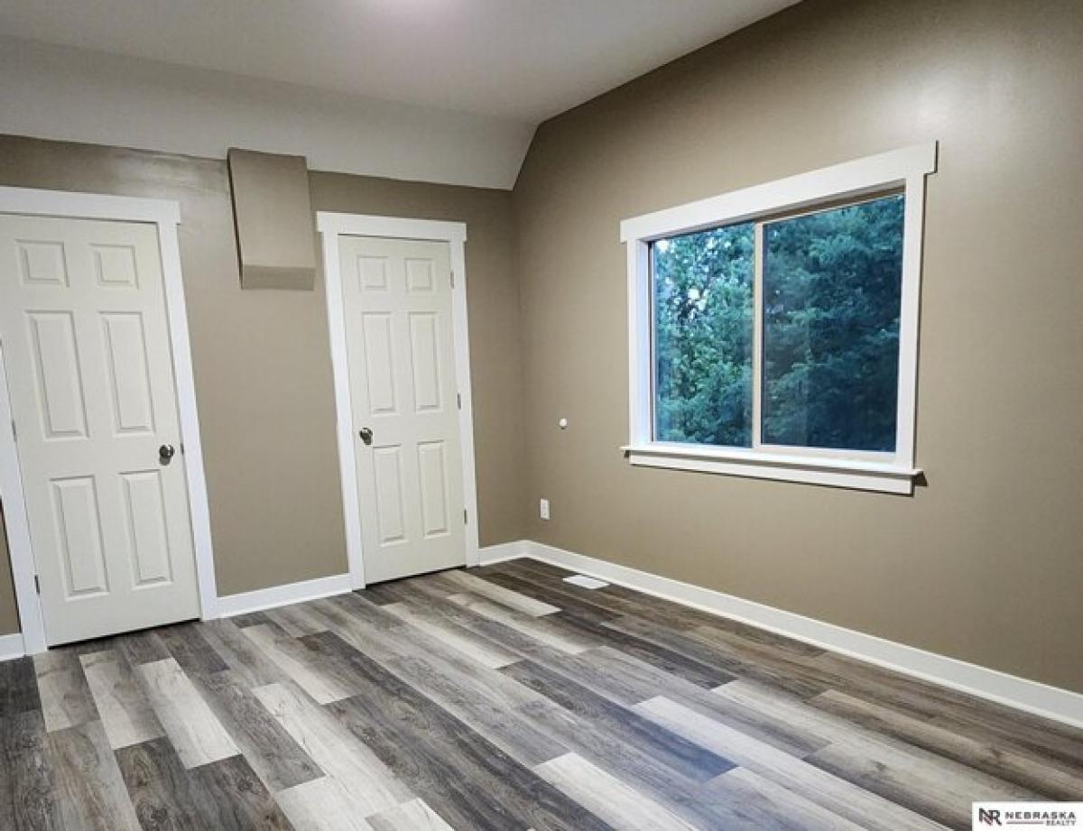 Picture of Home For Sale in Omaha, Nebraska, United States