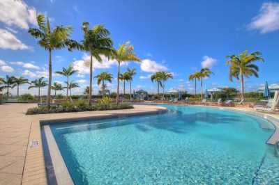 Home For Rent in Loxahatchee, Florida