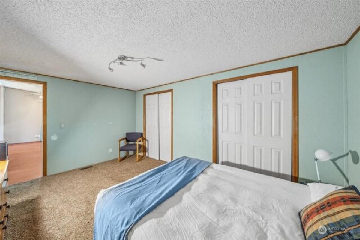 Picture of Home For Sale in Puyallup, Washington, United States